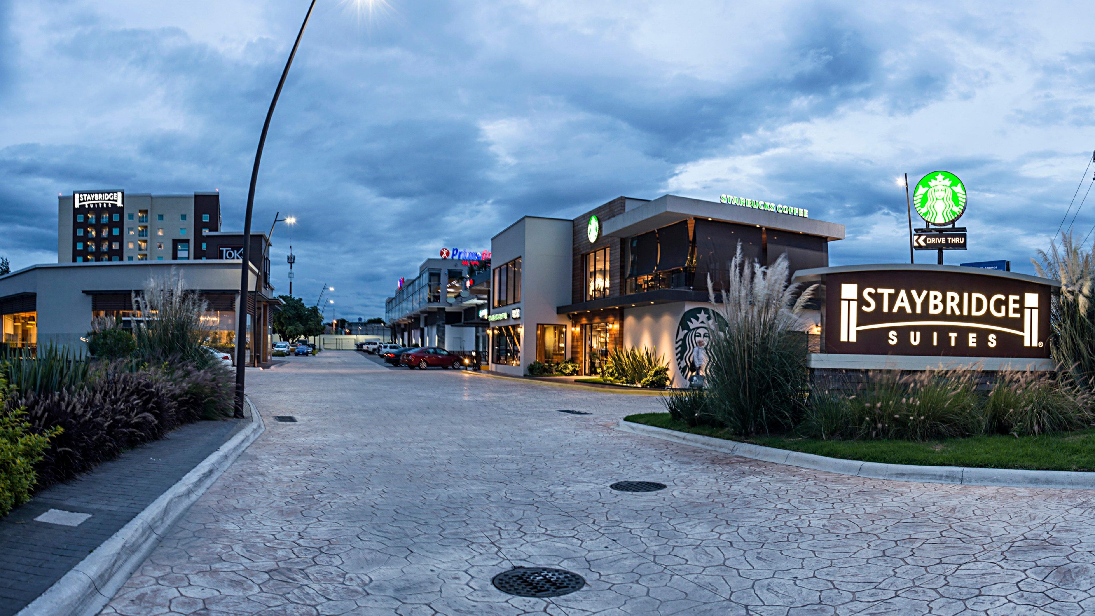 Staybridge Suites Puebla By Ihg Exterior foto