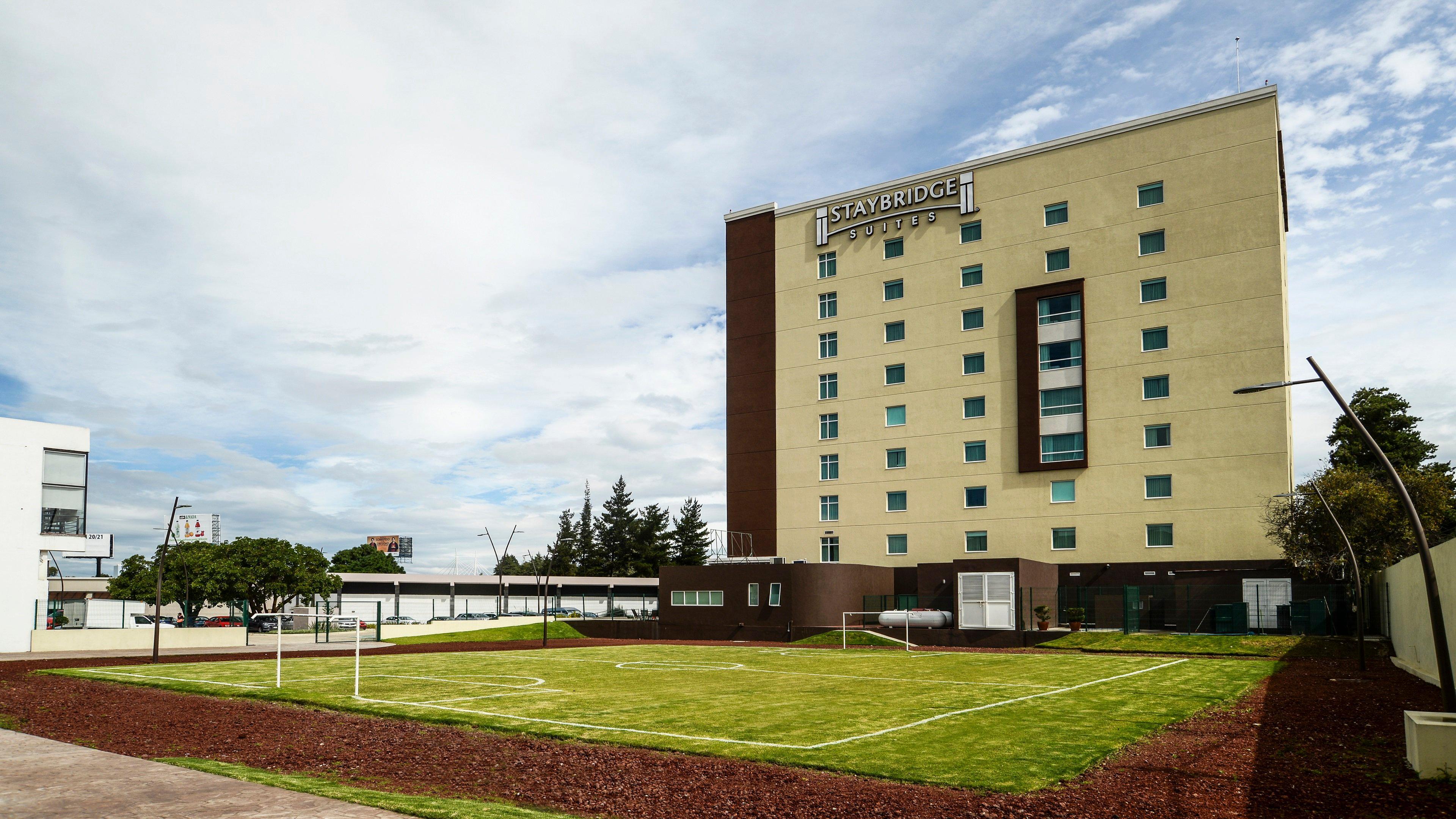 Staybridge Suites Puebla By Ihg Exterior foto